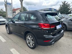 
										BMW X1 2.0 sDrive18d 150 KS Automatik Lounge Full LED Kamera NAVI 2021 full									