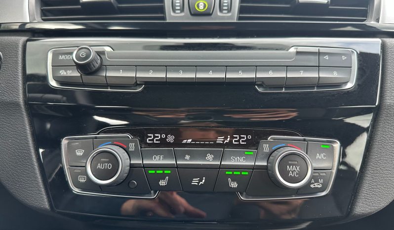 
								BMW X1 2.0 sDrive18d 150 KS Automatik Lounge Full LED Kamera NAVI 2021 full									