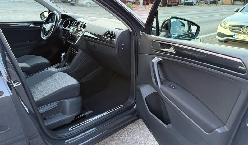 
								Volkswagen Tiguan 2.0 TDI 150 KS DSG7-Tiptronik F1 Life LED NAVI FACELIFT 2022 full									