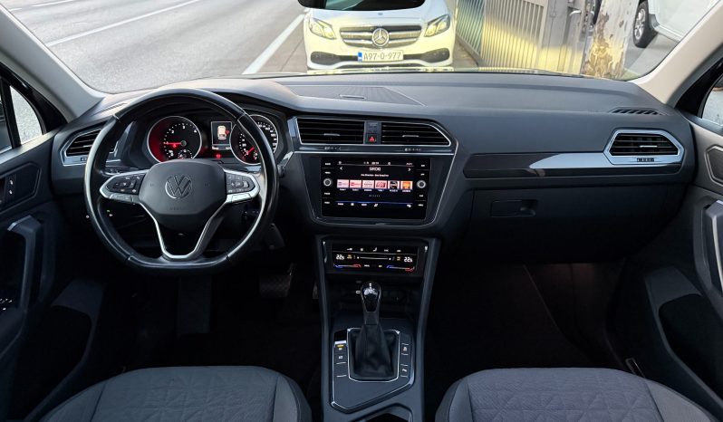 
								Volkswagen Tiguan 2.0 TDI 150 KS DSG7-Tiptronik F1 Life LED NAVI FACELIFT 2022 full									