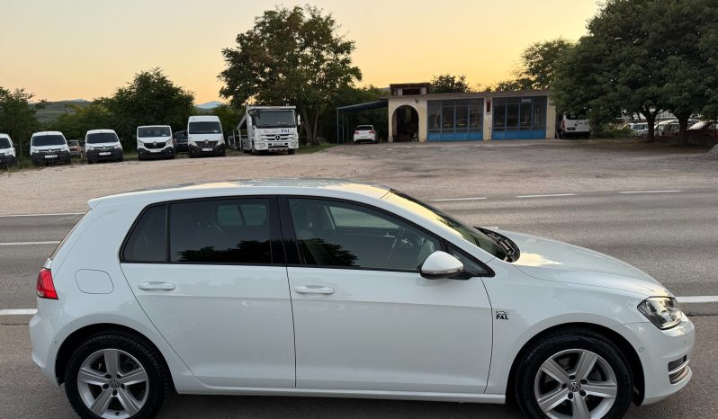 
								Volkswagen Golf 7 1.6 TDI 105 KS Comfortline Park Assist full									