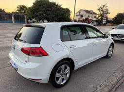 
										Volkswagen Golf 7 1.6 TDI 105 KS Comfortline Park Assist full									