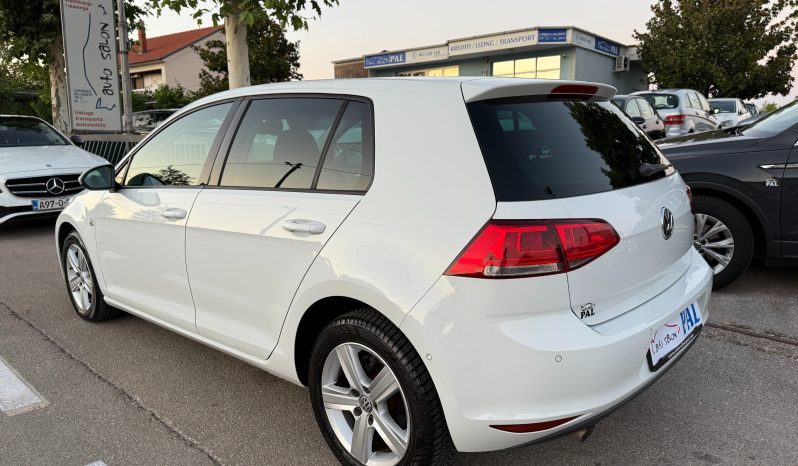
								Volkswagen Golf 7 1.6 TDI 105 KS Comfortline Park Assist full									