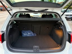 
										Volkswagen Golf 7 1.6 TDI 105 KS Comfortline Park Assist full									
