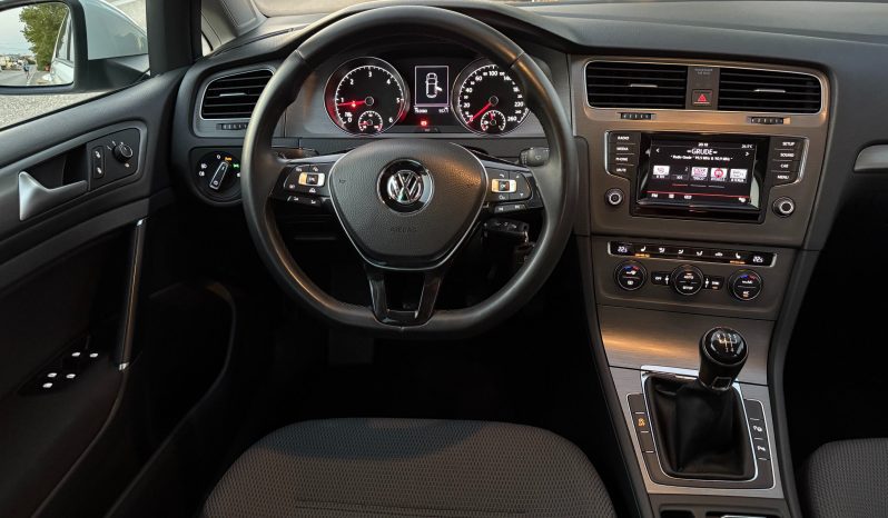
								Volkswagen Golf 7 1.6 TDI 105 KS Comfortline Park Assist full									