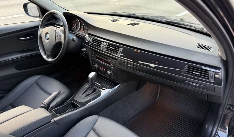 
								BMW 320 d E90 XDRIVE Automatik 184 KS Xenon LED 2011 full									