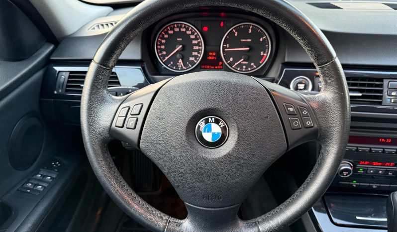 
								BMW 320 d E90 XDRIVE Automatik 184 KS Xenon LED 2011 full									