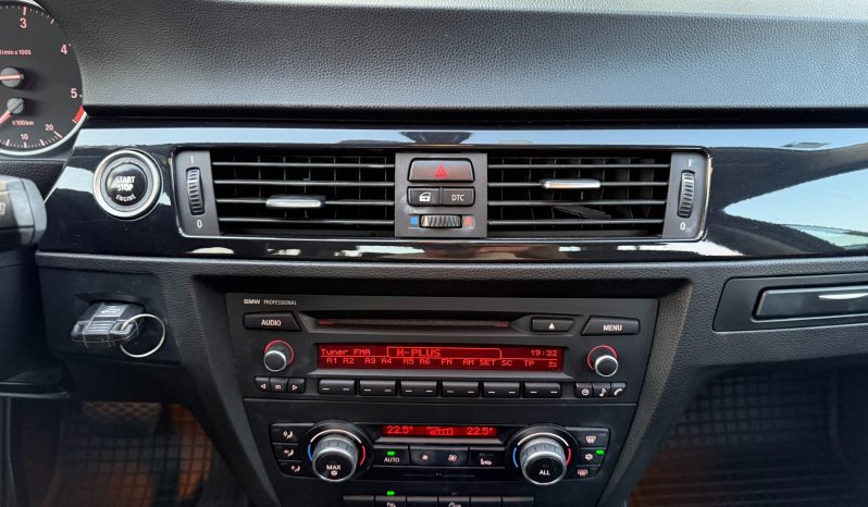 
								BMW 320 d E90 XDRIVE Automatik 184 KS Xenon LED 2011 full									