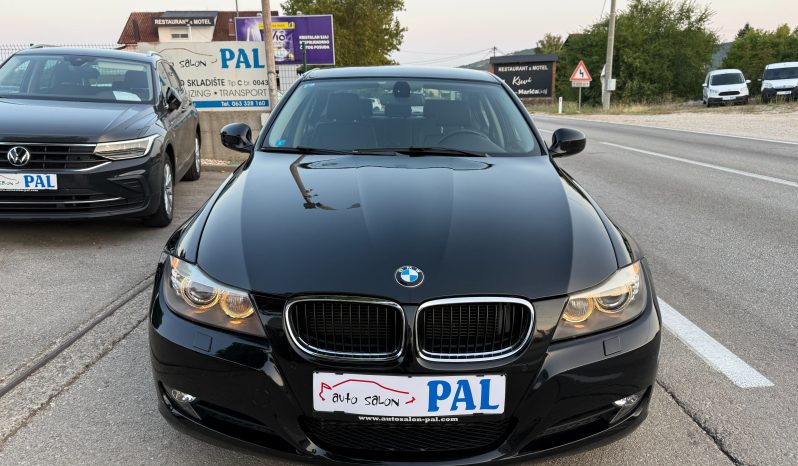 
								BMW 320 d E90 XDRIVE Automatik 184 KS Xenon LED 2011 full									
