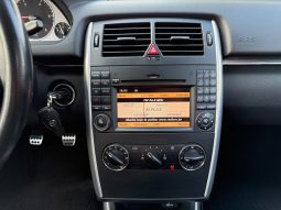 
										Mercedes-Benz B 180 d 109 KS PREMIUM Facelift NAVI 2011 full									