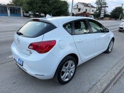 
										Opel Astra 1.4 Benzin-Plin(LPG) 140 KS Facelift 2015 full									