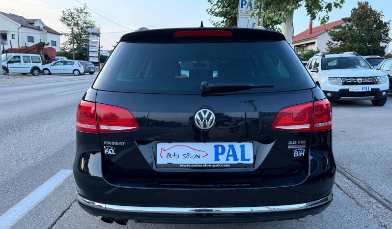 
								Volkswagen Passat 7 2.0 TDI DSG Automatik 140 KS NAVI 2012 full									