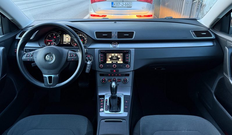 
								Volkswagen Passat 7 2.0 TDI DSG Automatik 140 KS NAVI 2012 full									