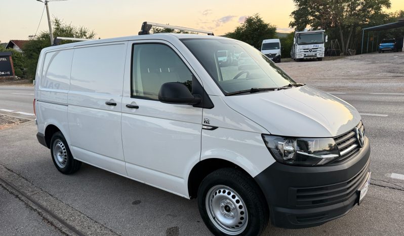 
								Volkswagen Transporter T6 2.0 TDI 150 KS Senzori 3 Sjedišta LKW 2019 full									