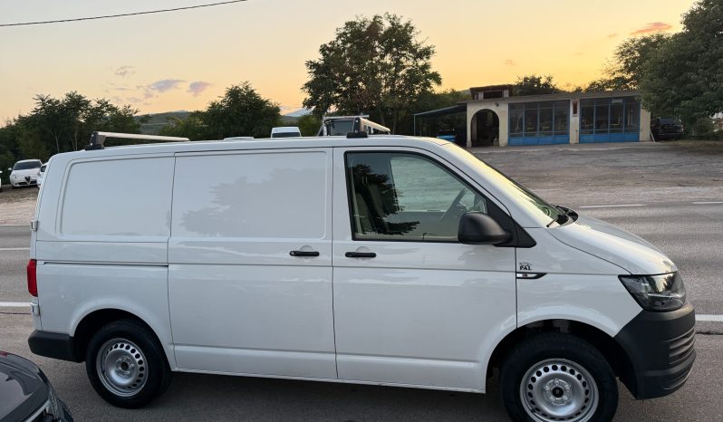 
								Volkswagen Transporter T6 2.0 TDI 150 KS Senzori 3 Sjedišta LKW 2019 full									
