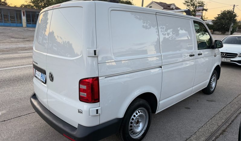 
								Volkswagen Transporter T6 2.0 TDI 150 KS Senzori 3 Sjedišta LKW 2019 full									