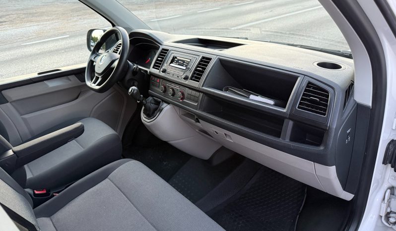 
								Volkswagen Transporter T6 2.0 TDI 150 KS Senzori 3 Sjedišta LKW 2019 full									