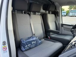 
										Volkswagen Transporter T6 2.0 TDI 150 KS Senzori 3 Sjedišta LKW 2019 full									