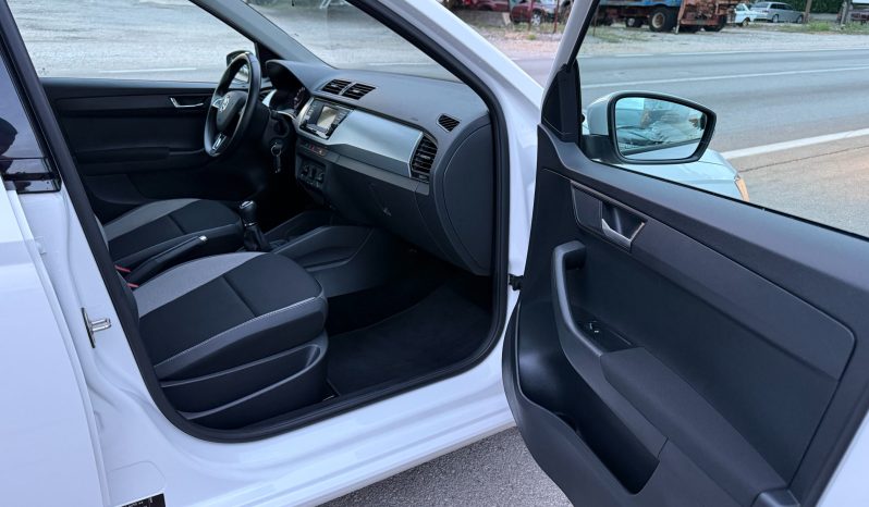
								Škoda Fabia 1.4 TDI 90 KS Front Assist Euro 6 2015 full									