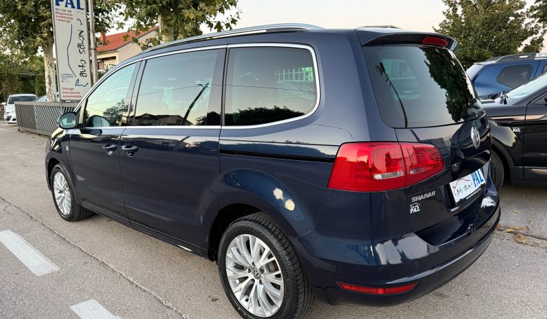 
								Volkswagen Sharan 2.0 TDI DSG F1 140 KS 7 Sjedišta Highline 2011 full									