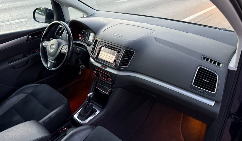 
								Volkswagen Sharan 2.0 TDI DSG F1 140 KS 7 Sjedišta Highline 2011 full									