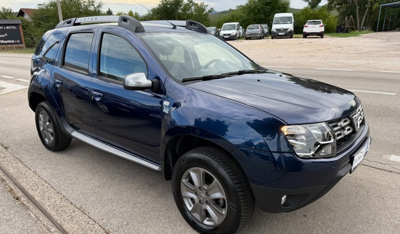 
								Dacia Duster 1.5 dCi 110 KS Laureate NAVI Senzori FACELIFT 2018 full									
