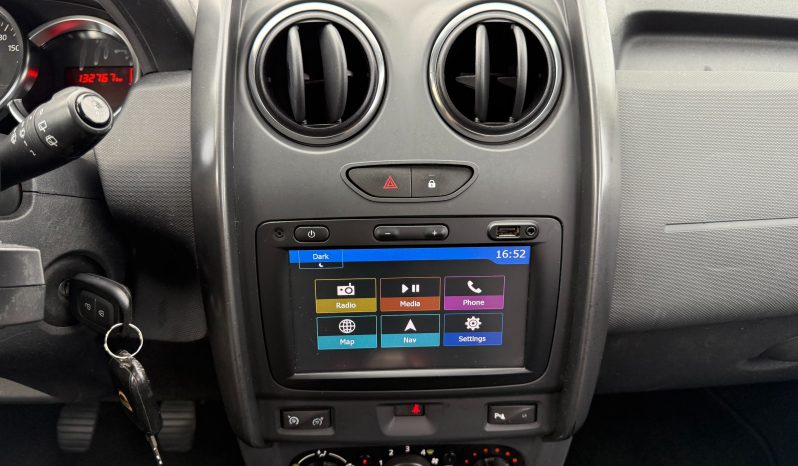 
								Dacia Duster 1.5 dCi 110 KS Laureate NAVI Senzori FACELIFT 2018 full									