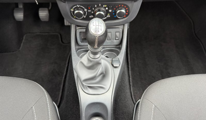 
								Dacia Duster 1.5 dCi 110 KS Laureate NAVI Senzori FACELIFT 2018 full									