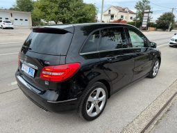 
										Mercedes-Benz B 180 CDI Automatik F1 NAVI Xenon LED Kamera 2014 full									