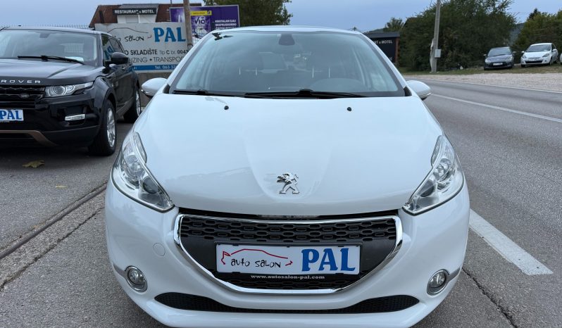 
								Peugeot 208 1.4 HDI Allure Sport NAVI Panorama full									