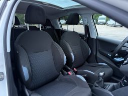 
										Peugeot 208 1.4 HDI Allure Sport NAVI Panorama full									