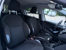 
										Peugeot 208 1.4 HDI Allure Sport NAVI Panorama full									