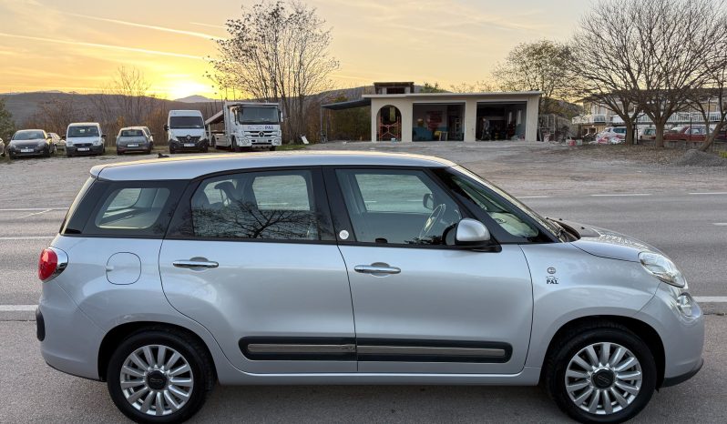
								Fiat 500L Living 1.6 MultiJet 105 KS 2015 full									