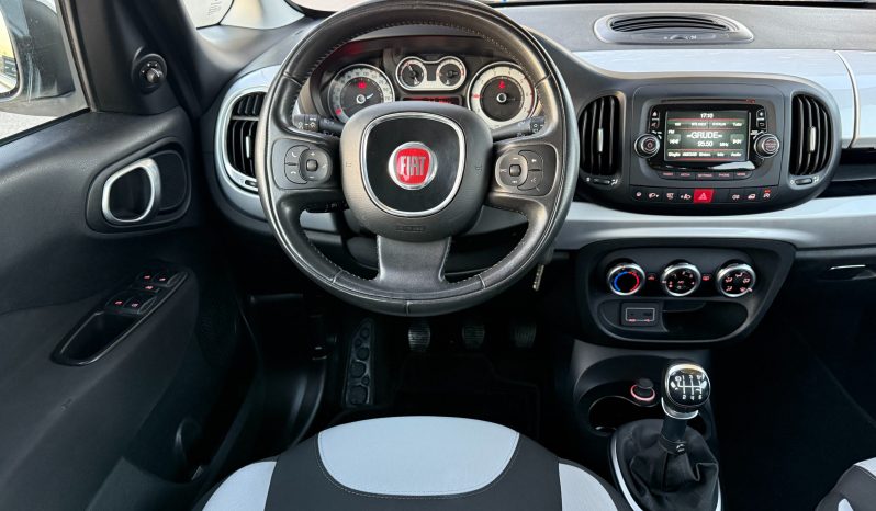 
								Fiat 500L Living 1.6 MultiJet 105 KS 2015 full									