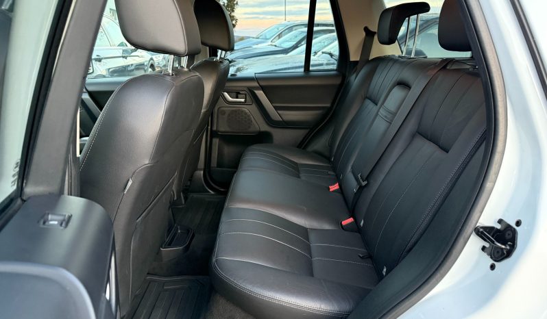 
								Land Rover Freelander 2 2.2 D TD4 S 150 KS 4×4 2012 full									