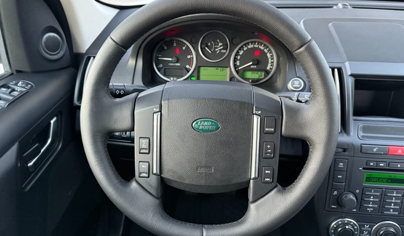 
								Land Rover Freelander 2 2.2 D TD4 S 150 KS 4×4 2012 full									
