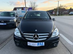 
										Mercedes-Benz B 180 CDI FACELIFT Euro Kuka 2010 full									