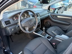 
										Mercedes-Benz B 180 CDI FACELIFT Euro Kuka 2010 full									