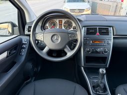 
										Mercedes-Benz B 180 CDI FACELIFT Euro Kuka 2010 full									