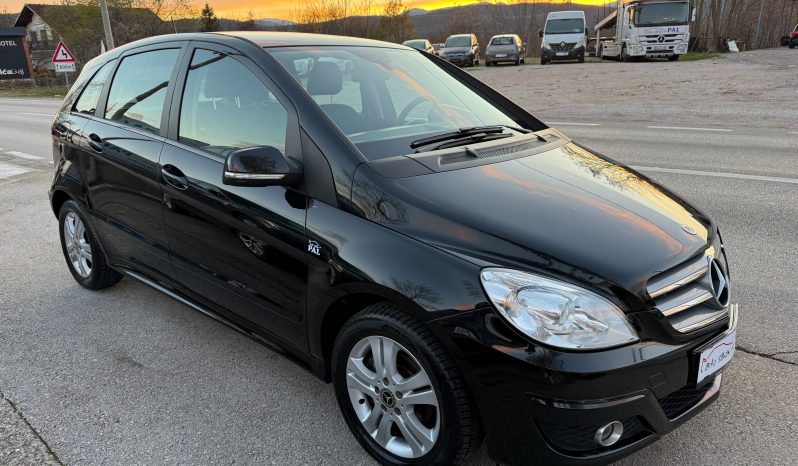 
								Mercedes-Benz B 180 CDI FACELIFT Euro Kuka 2010 full									