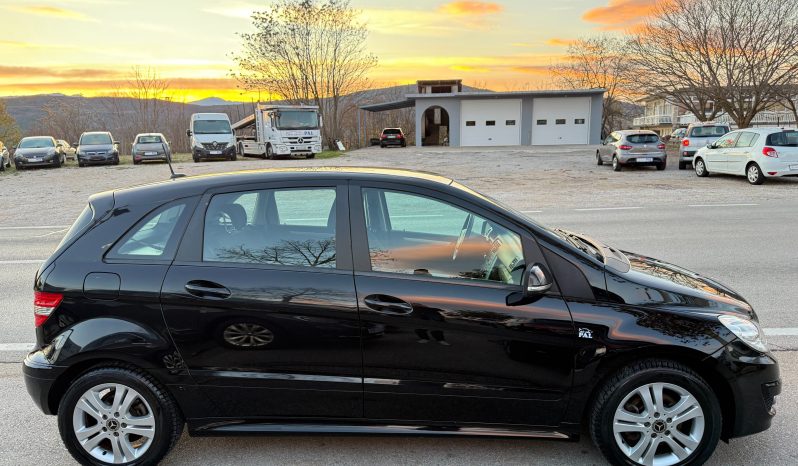 
								Mercedes-Benz B 180 CDI FACELIFT Euro Kuka 2010 full									