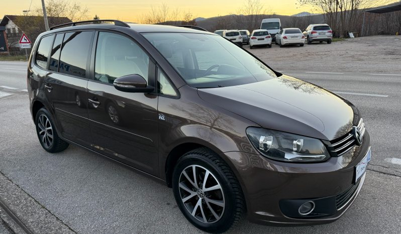 
								Volkswagen Touran 1.2 TSI 105 KS Comfortline 7 Sjedišta Alarm 2012 full									