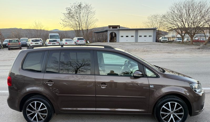 
								Volkswagen Touran 1.2 TSI 105 KS Comfortline 7 Sjedišta Alarm 2012 full									