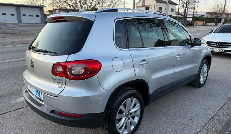 
								Volkswagen Tiguan 2.0 TDI 140 KS 4MOTION Sport Style 2011 full									