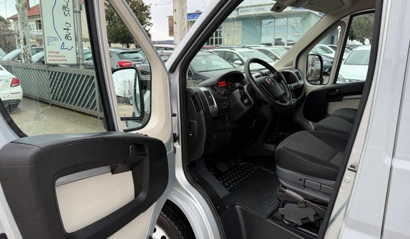 
								Fiat Ducato PROFESSIONAL 2.0 MultiJet 3 Sjedišta NAVIGACIJA Kamera full									