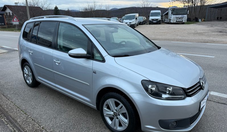 
								Volkswagen Touran 1.6 TDI 105 KS Comfortline 2013 full									