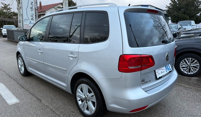 
								Volkswagen Touran 1.6 TDI 105 KS Comfortline 2013 full									