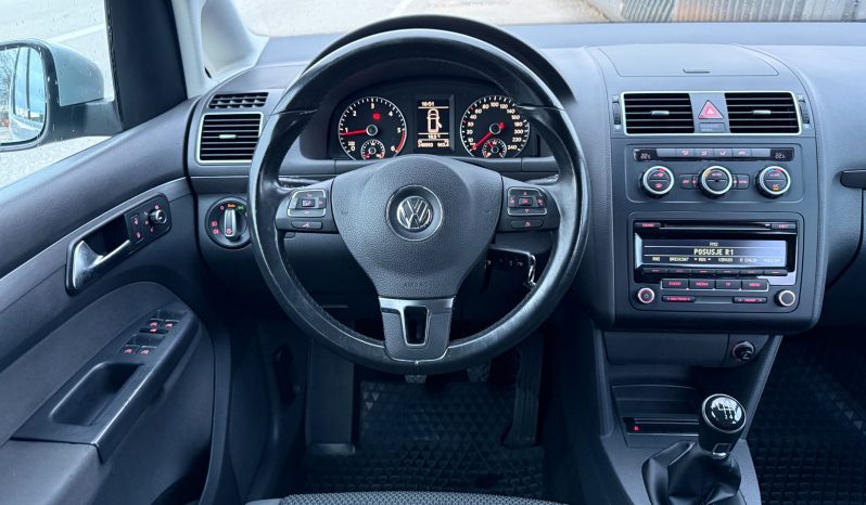 
								Volkswagen Touran 1.6 TDI 105 KS Comfortline 2013 full									