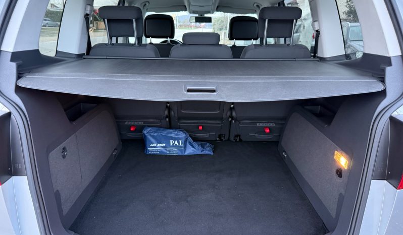 
								Volkswagen Touran 1.6 TDI 105 KS Comfortline 2013 full									