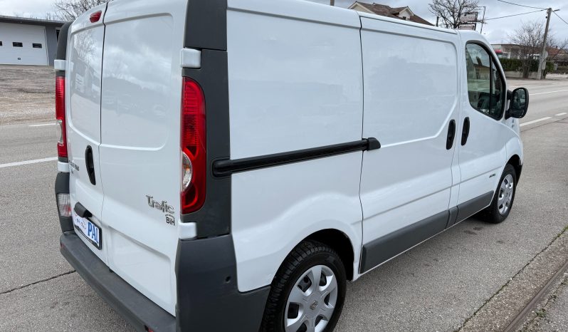 
								Renault Trafic 2.0 dCi 115 KS 3 Sjedišta Euro 5 2011 full									